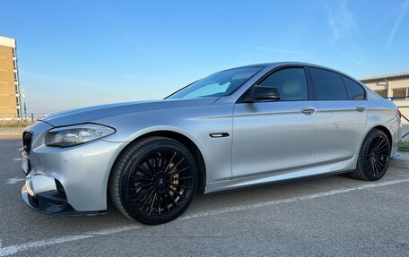 BMW 5 серия, 2011 год, 1 850 000 рублей, 3 фотография