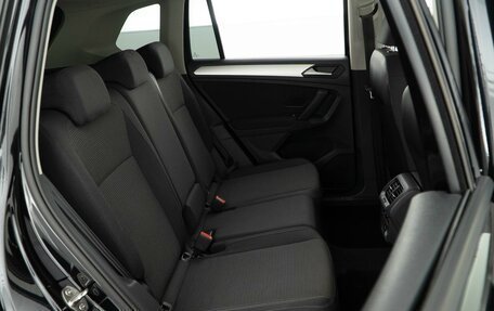 Volkswagen Tiguan II, 2019 год, 2 547 444 рублей, 7 фотография