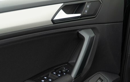 Volkswagen Tiguan II, 2019 год, 2 547 444 рублей, 20 фотография