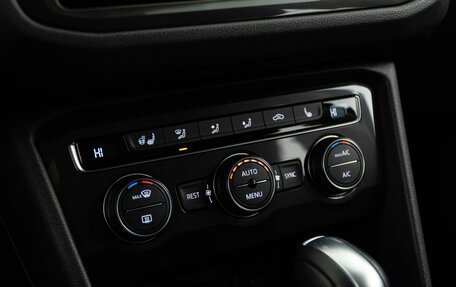 Volkswagen Tiguan II, 2019 год, 2 547 444 рублей, 19 фотография