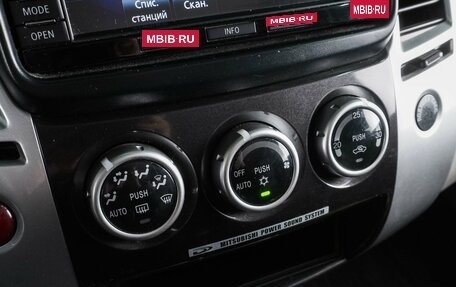 Mitsubishi Pajero Sport II рестайлинг, 2015 год, 1 927 000 рублей, 21 фотография