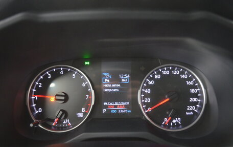 Toyota RAV4, 2021 год, 3 350 000 рублей, 12 фотография