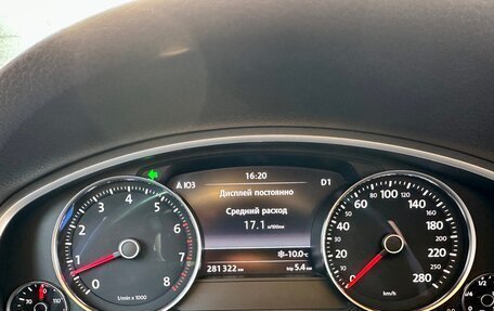 Volkswagen Touareg III, 2012 год, 2 300 000 рублей, 26 фотография