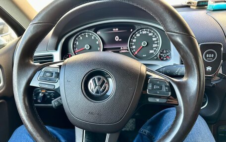 Volkswagen Touareg III, 2012 год, 2 300 000 рублей, 25 фотография