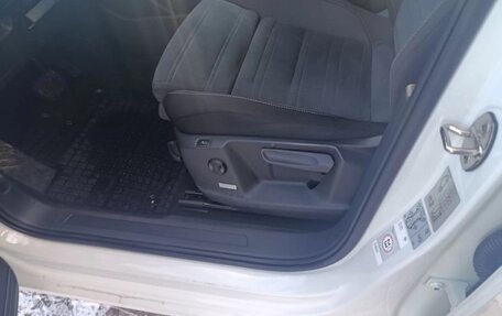 Volkswagen Touran III, 2019 год, 2 100 000 рублей, 9 фотография