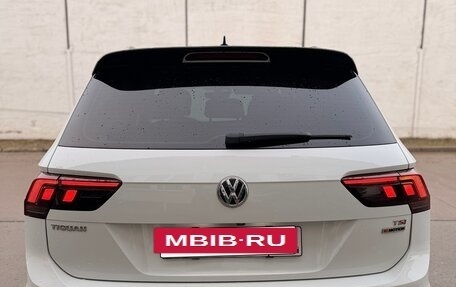 Volkswagen Tiguan II, 2017 год, 2 300 000 рублей, 5 фотография