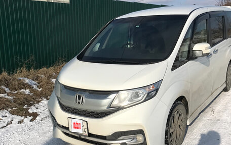 Honda Stepwgn IV, 2016 год, 1 650 000 рублей, 2 фотография