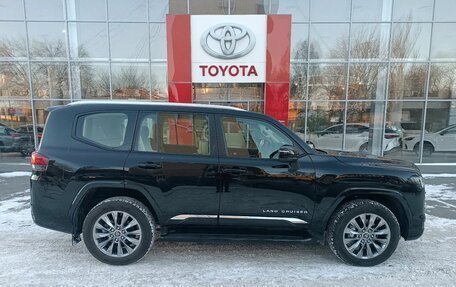 Toyota Land Cruiser, 2023 год, 13 500 000 рублей, 4 фотография