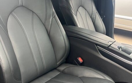 Toyota Avalon, 2021 год, 2 990 000 рублей, 14 фотография