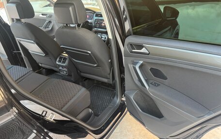 Volkswagen Tiguan II, 2019 год, 3 400 000 рублей, 6 фотография