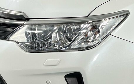 Toyota Camry, 2017 год, 1 999 990 рублей, 9 фотография