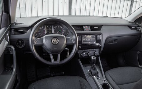 Skoda Octavia, 2017 год, 1 200 000 рублей, 6 фотография