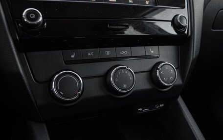 Skoda Octavia, 2017 год, 1 200 000 рублей, 14 фотография