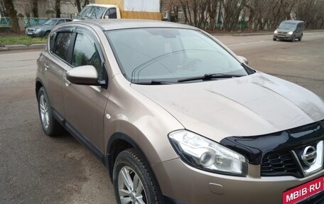 Nissan Qashqai, 2010 год, 870 000 рублей, 2 фотография