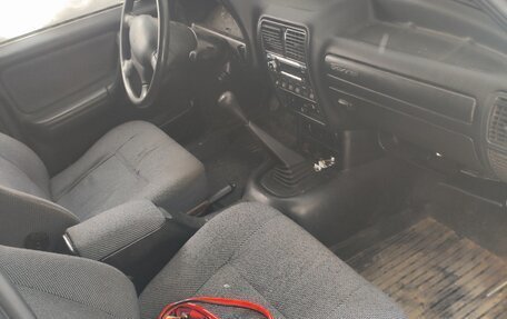 ГАЗ 3110 «Волга», 2002 год, 210 000 рублей, 5 фотография