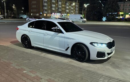 BMW 5 серия, 2019 год, 4 550 000 рублей, 2 фотография