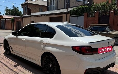 BMW 5 серия, 2019 год, 4 550 000 рублей, 15 фотография