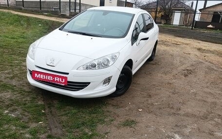 Peugeot 408 I рестайлинг, 2016 год, 750 000 рублей, 3 фотография