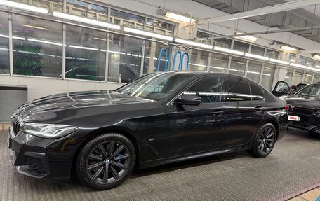 BMW 5 серия, 2020 год, 5 850 000 рублей, 2 фотография