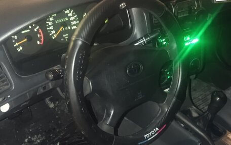 Toyota Carina E, 1998 год, 70 000 рублей, 1 фотография