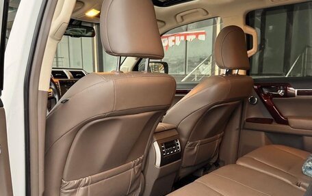 Lexus GX II, 2018 год, 5 250 000 рублей, 13 фотография