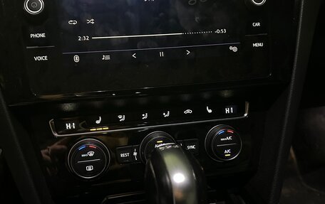 Volkswagen Passat B8 рестайлинг, 2018 год, 1 650 000 рублей, 13 фотография