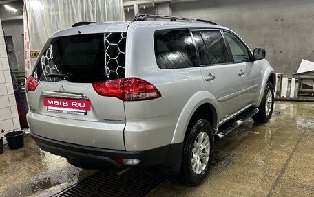 Mitsubishi Pajero Sport II рестайлинг, 2013 год, 3 400 000 рублей, 2 фотография