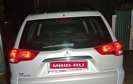 Mitsubishi Pajero Sport II рестайлинг, 2013 год, 3 400 000 рублей, 9 фотография