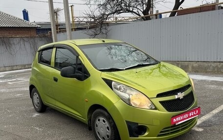 Chevrolet Spark III, 2012 год, 640 000 рублей, 3 фотография