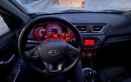 KIA Rio III рестайлинг, 2012 год, 820 000 рублей, 9 фотография