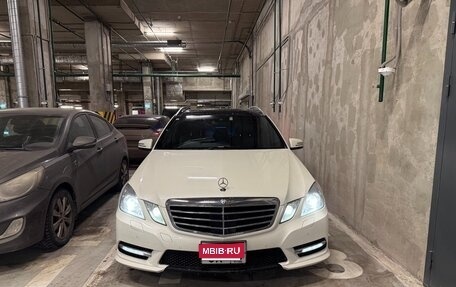 Mercedes-Benz E-Класс, 2013 год, 2 250 000 рублей, 1 фотография