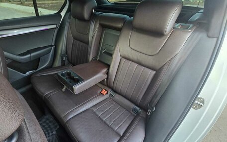 Skoda Octavia, 2017 год, 2 385 000 рублей, 10 фотография