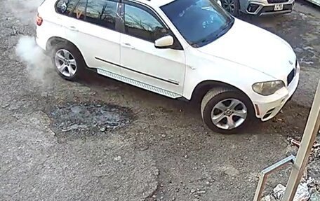 BMW X5, 2010 год, 2 240 000 рублей, 2 фотография