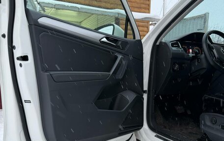 Volkswagen Tiguan II, 2021 год, 3 740 000 рублей, 4 фотография