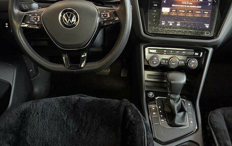 Volkswagen Tiguan II, 2021 год, 3 740 000 рублей, 16 фотография