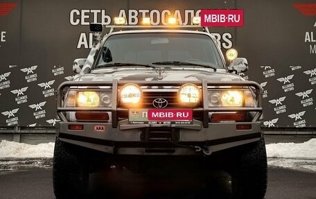 Toyota Land Cruiser 80 рестайлинг, 1993 год, 1 925 000 рублей, 2 фотография