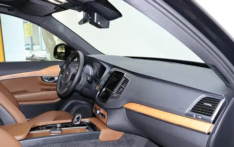 Volvo XC90 II рестайлинг, 2025 год, 6 999 911 рублей, 7 фотография