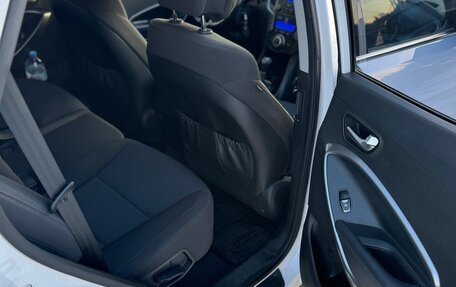 Hyundai Santa Fe III рестайлинг, 2013 год, 2 500 000 рублей, 14 фотография