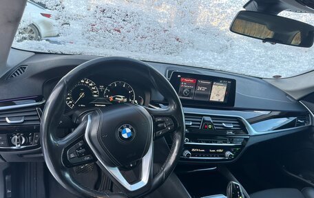 BMW 5 серия, 2019 год, 3 200 000 рублей, 13 фотография