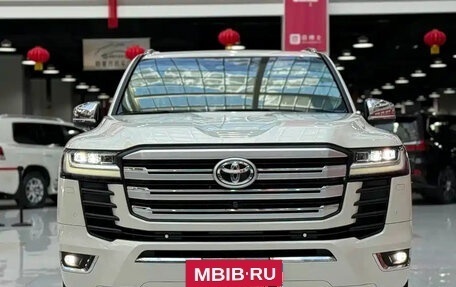 Toyota Land Cruiser, 2025 год, 18 999 912 рублей, 2 фотография