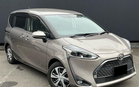 Toyota Sienta II, 2022 год, 1 078 000 рублей, 3 фотография