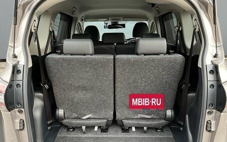 Toyota Sienta II, 2022 год, 1 078 000 рублей, 20 фотография