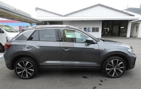 Volkswagen T-Roc I, 2023 год, 2 059 069 рублей, 6 фотография