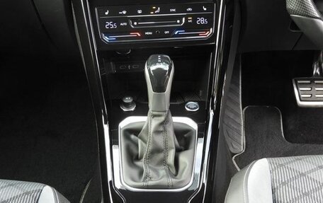 Volkswagen T-Roc I, 2023 год, 2 059 069 рублей, 22 фотография