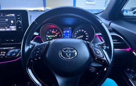 Toyota C-HR I рестайлинг, 2018 год, 2 298 000 рублей, 7 фотография