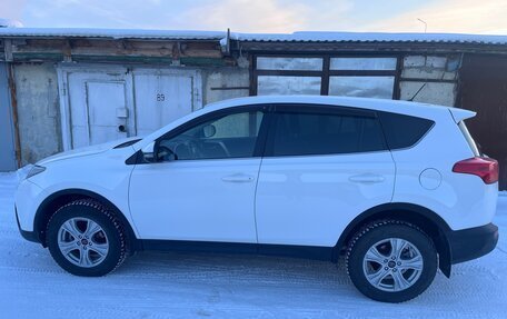 Toyota RAV4, 2014 год, 2 100 000 рублей, 2 фотография