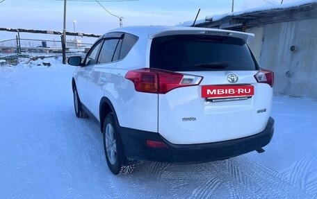 Toyota RAV4, 2014 год, 2 100 000 рублей, 3 фотография