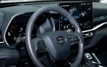 Toyota Highlander, 2025 год, 6 290 000 рублей, 13 фотография