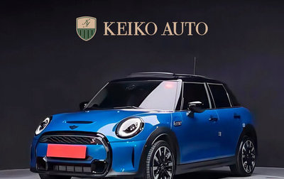 MINI Hatch, 2023 год, 4 085 000 рублей, 1 фотография