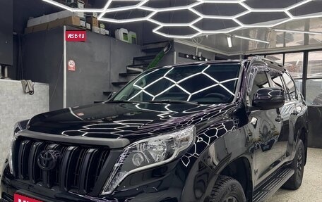 Toyota Land Cruiser Prado 150 рестайлинг 2, 2014 год, 3 900 000 рублей, 1 фотография